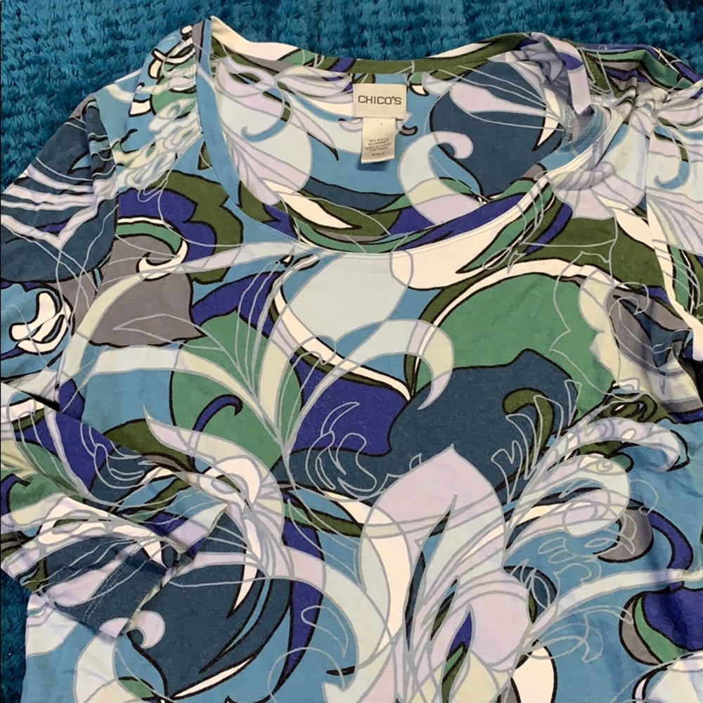 Chico’s stretchy tee -size L